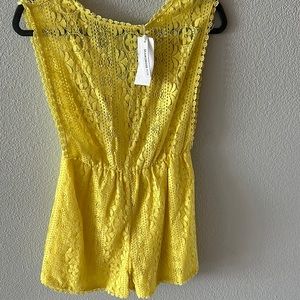 Beautiful Yellow Romper ✨☀️💛
